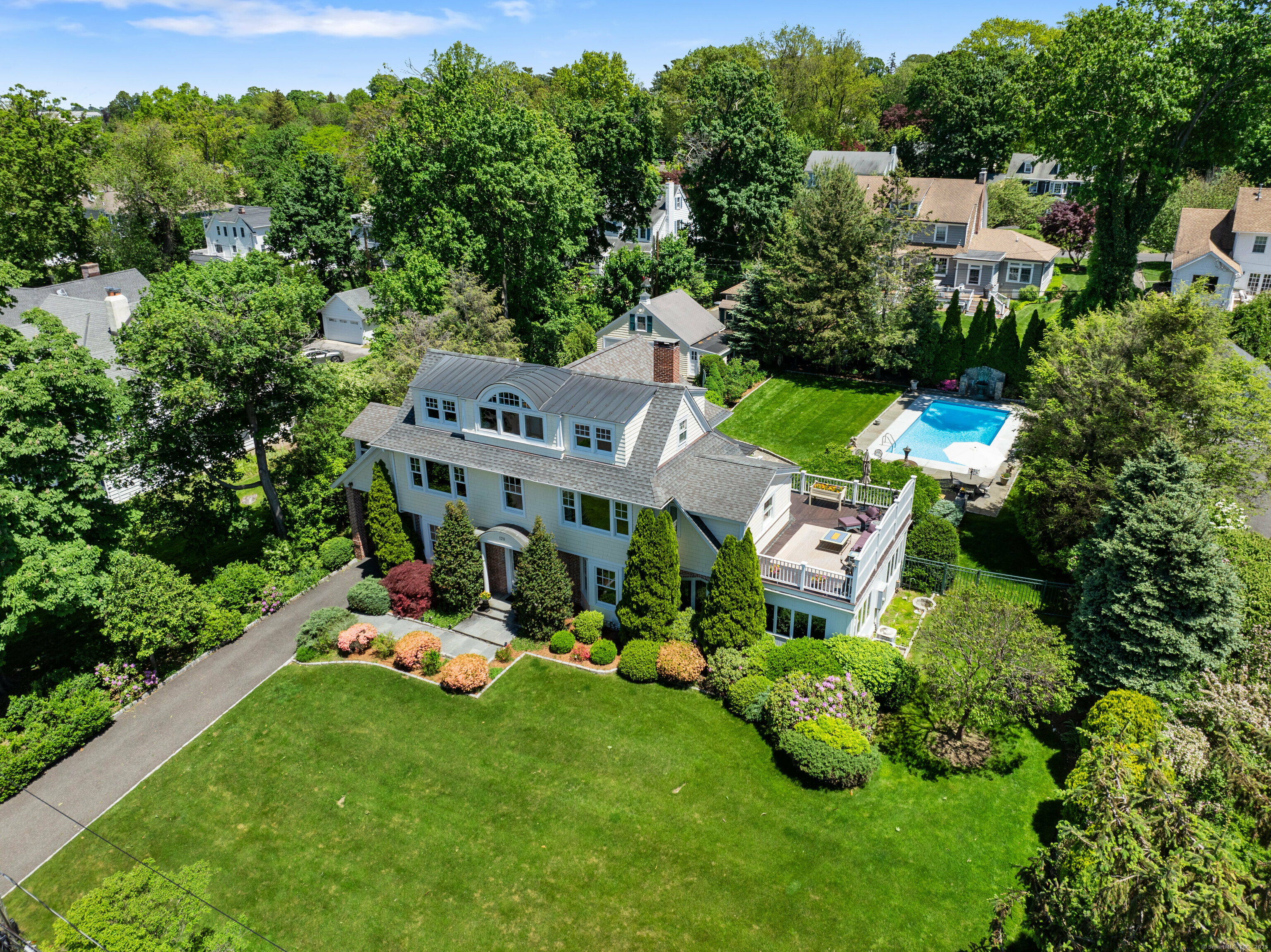 Property Photo: 128 Ocean Drive West CT 06902