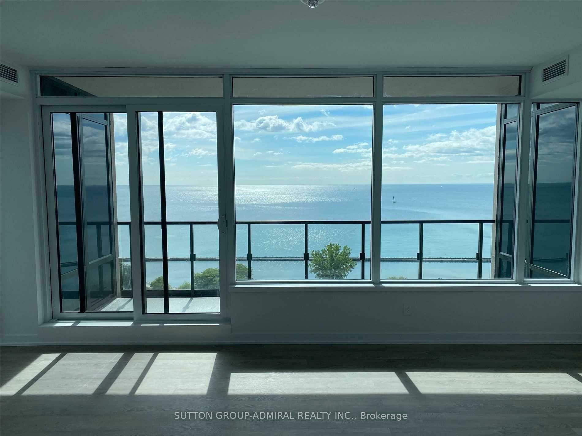 Property Photo: 1928 Lake Shore Boulevard W 3206 ON M6S 1A1