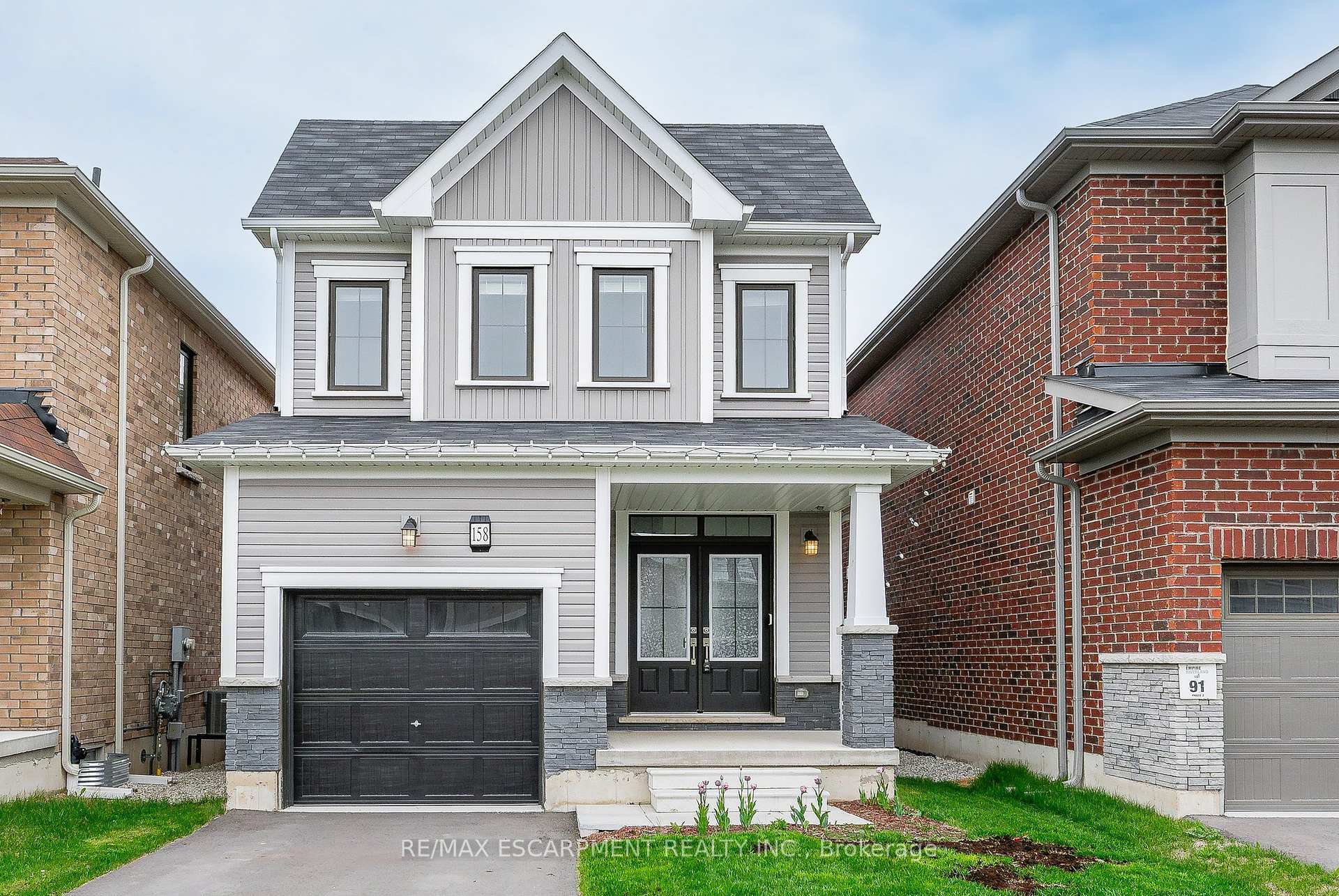 Property Photo: 158 Andover Drive ON N0B 1M0