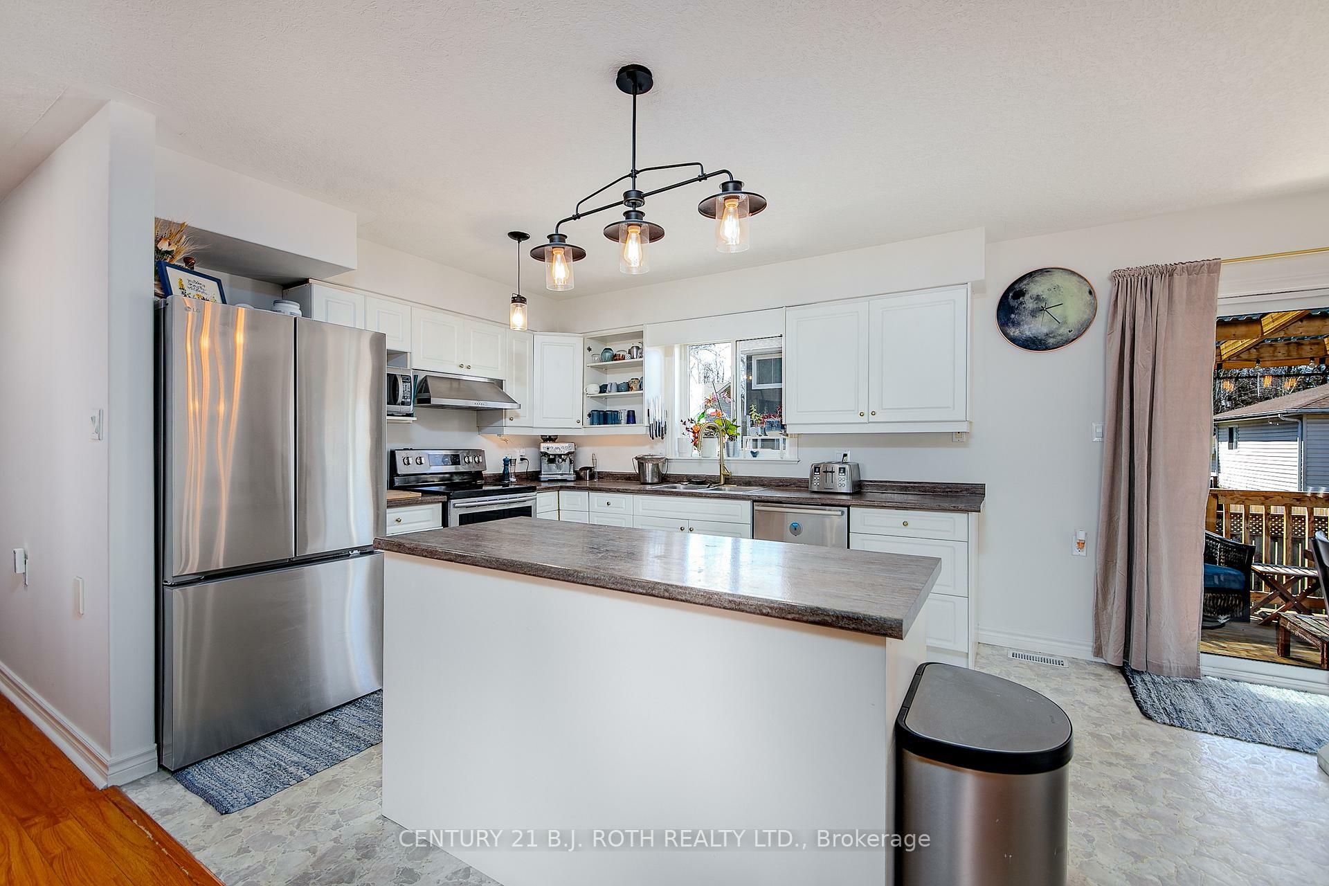 Property Photo: 60 Riverdale Drive ON L9Z 1G1
