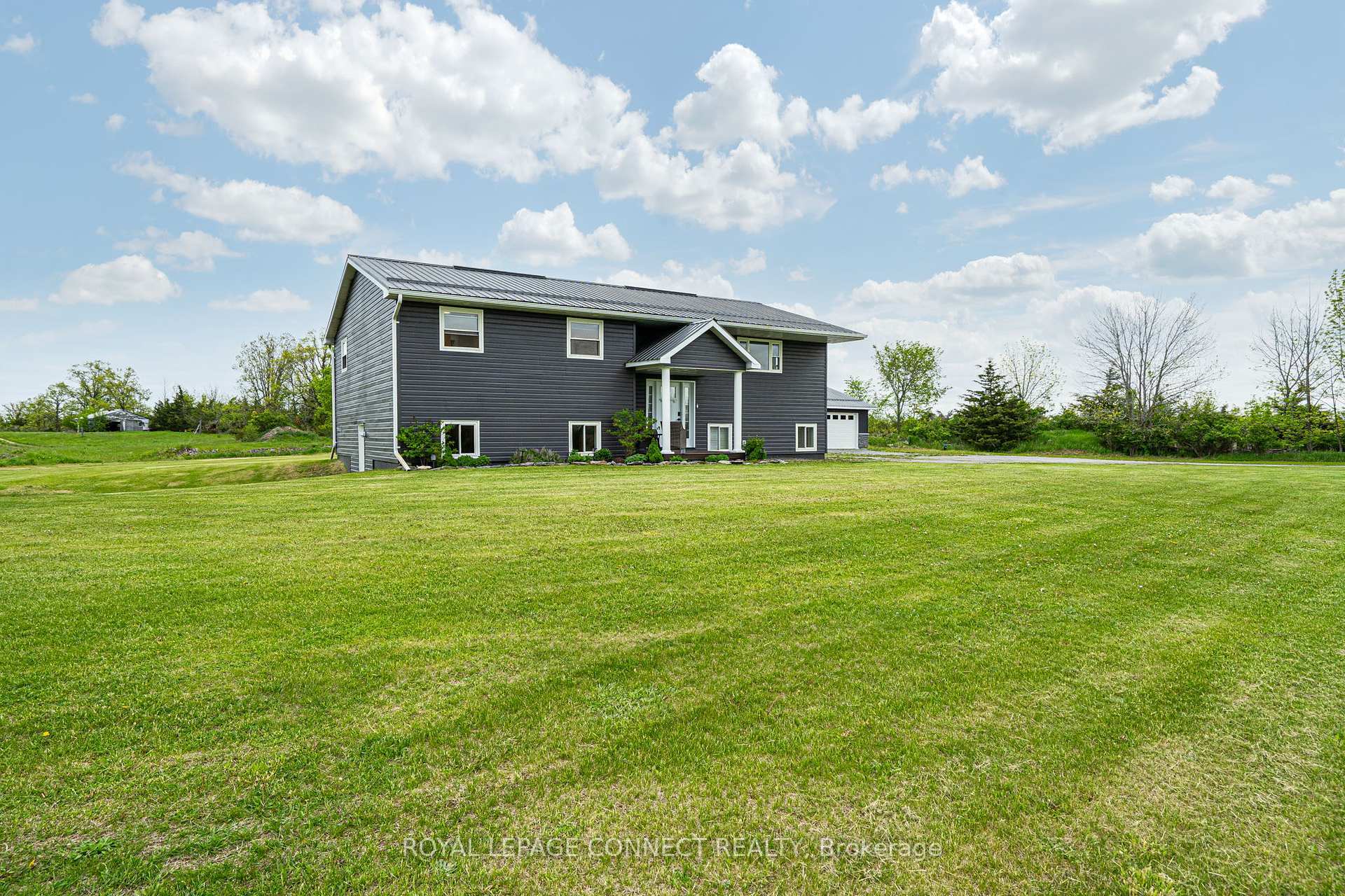 Property Photo: 2050 13th Line E ON K0K 2M0