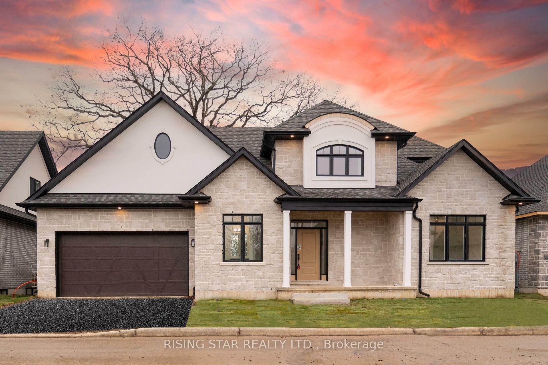 Property Photo:  242 Mount Pleasant Street 6  ON N3T 1V1 