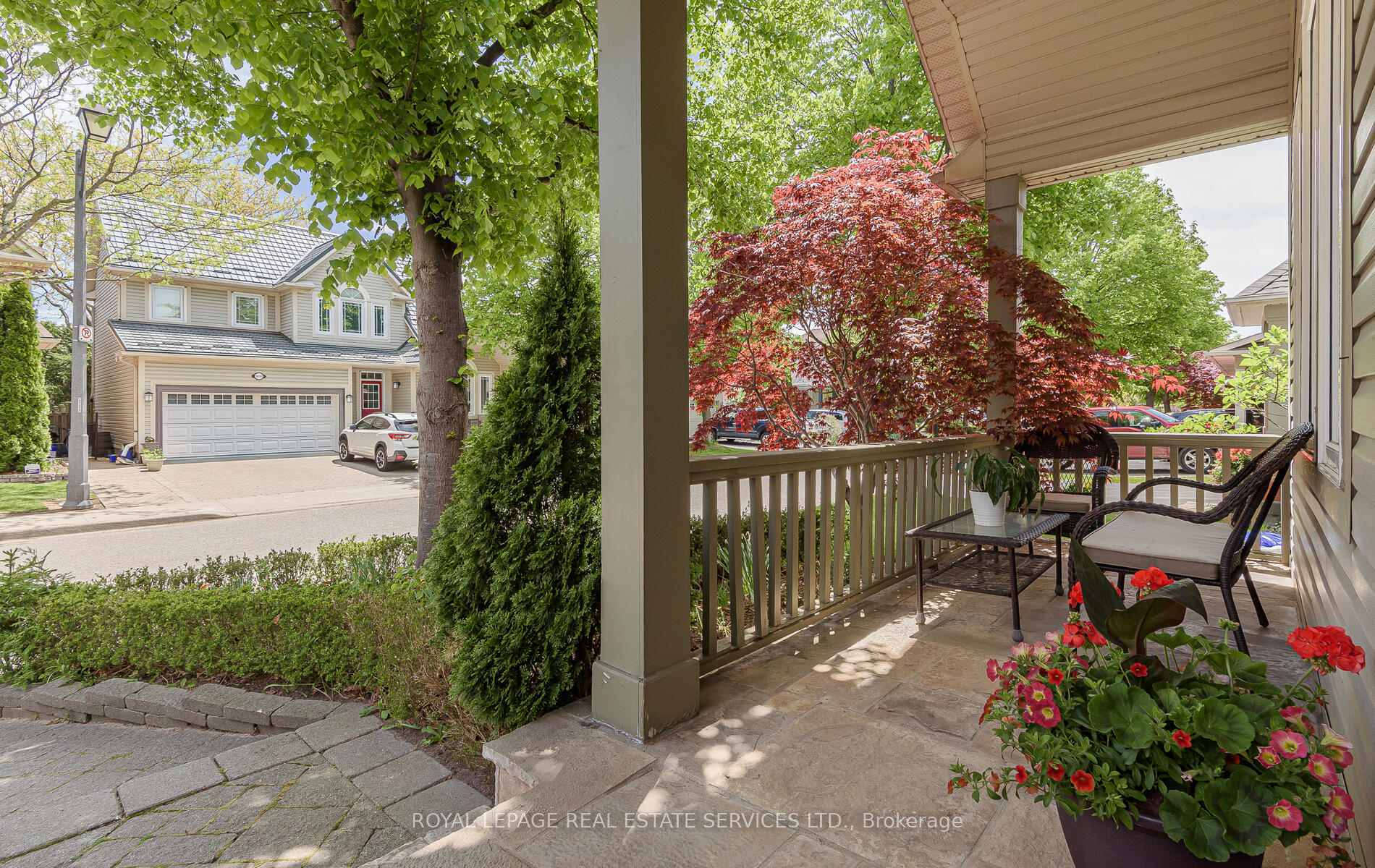 Property Photo: 5651 Roseville Court ON L7L 6V4