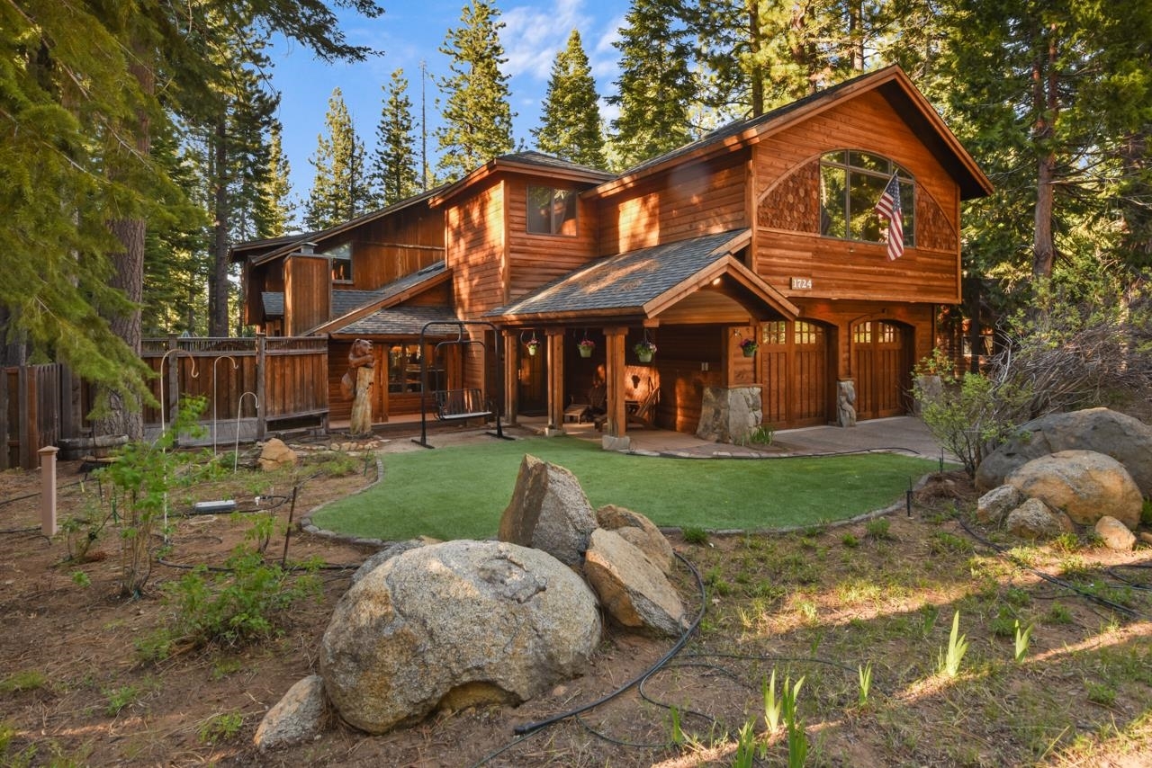 Property Photo: 1724 Mohican Drive CA 96150