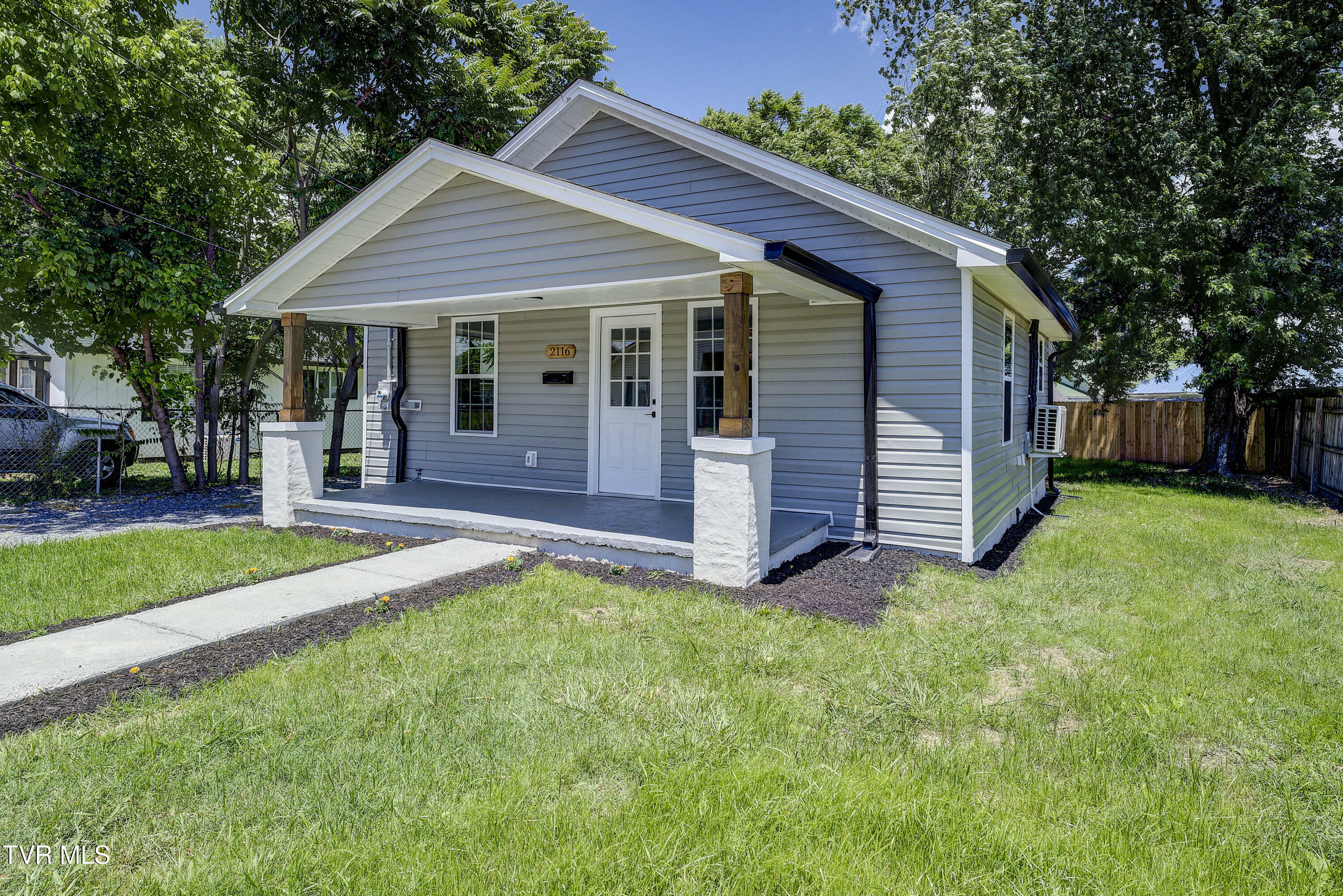Property Photo: 2116 Steadman Street TN 37664