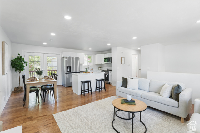 Property Photo: 1084 E Bell Canyon Dr UT 84094