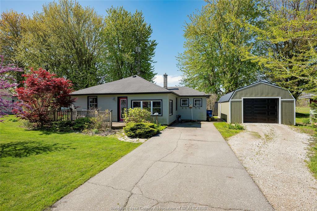 Property Photo:  32-34 Brock Street  ON N0P 1A0 
