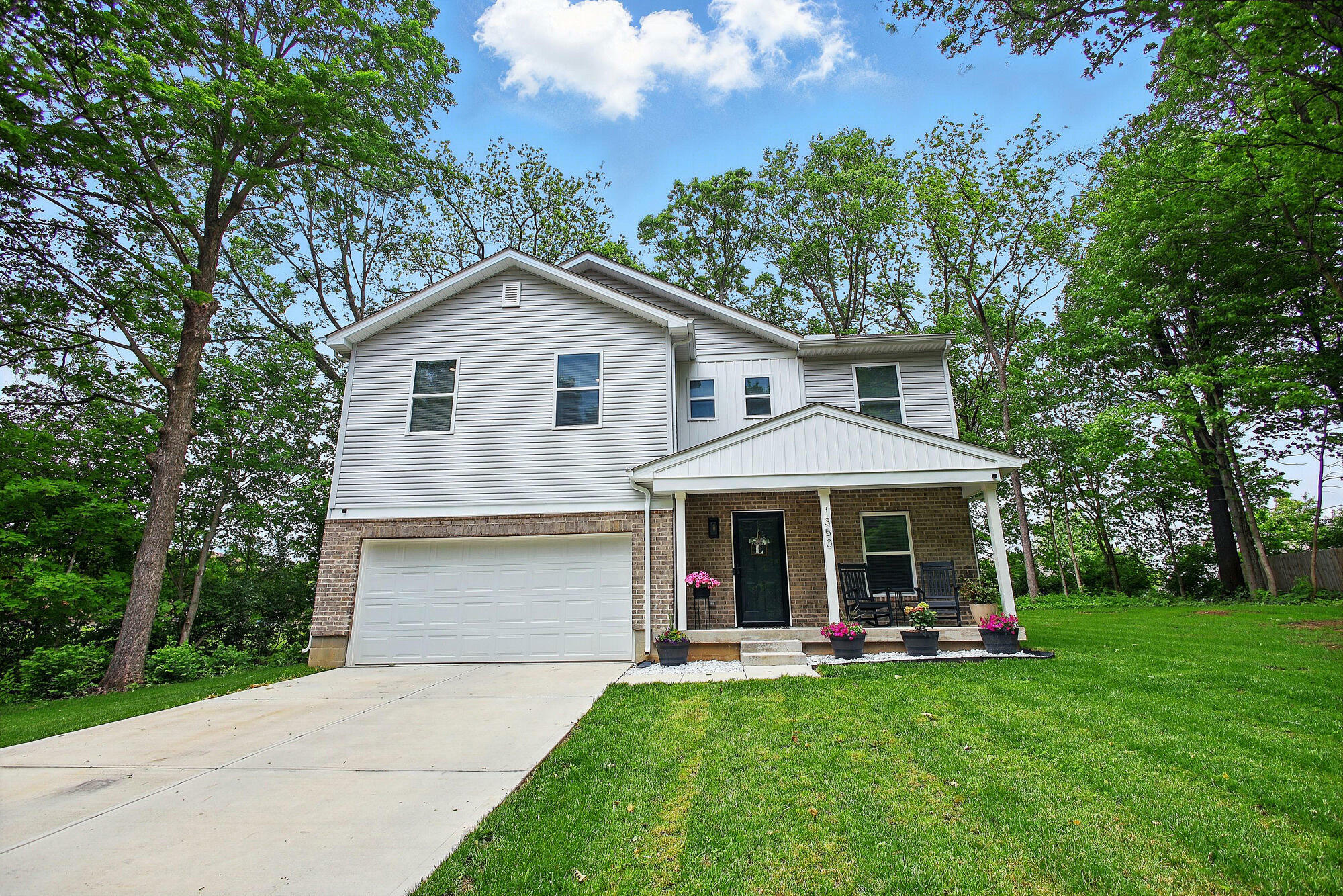Property Photo: 1350 Taywell Court OH 45503