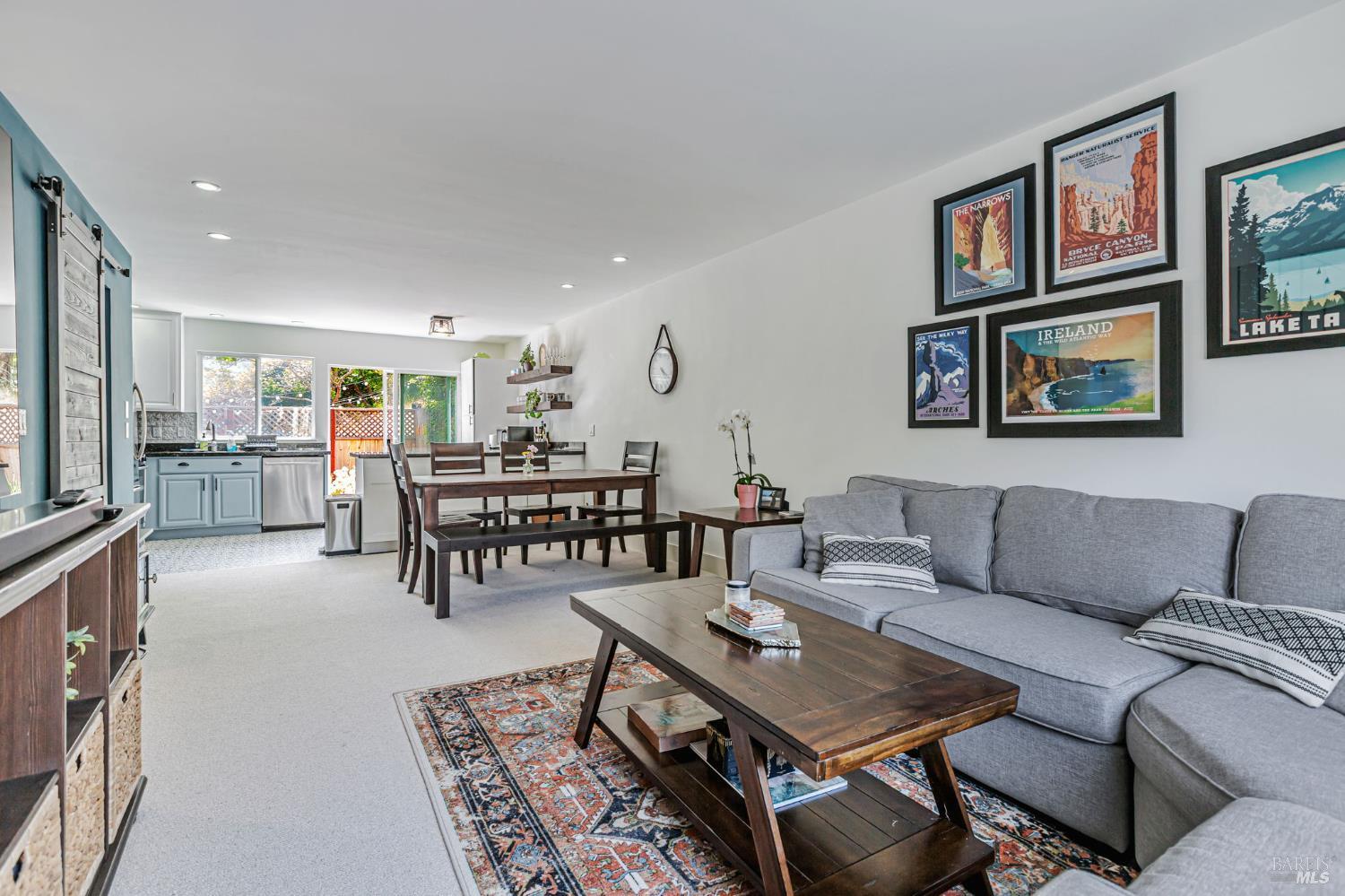 3 Aries Lane  Novato CA 94947 photo