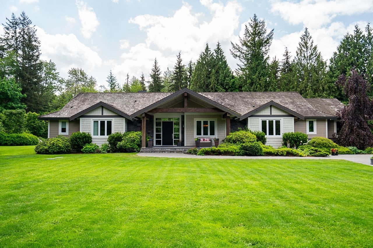 Property Photo: 25138 64th Avenue BC V4W 1H5