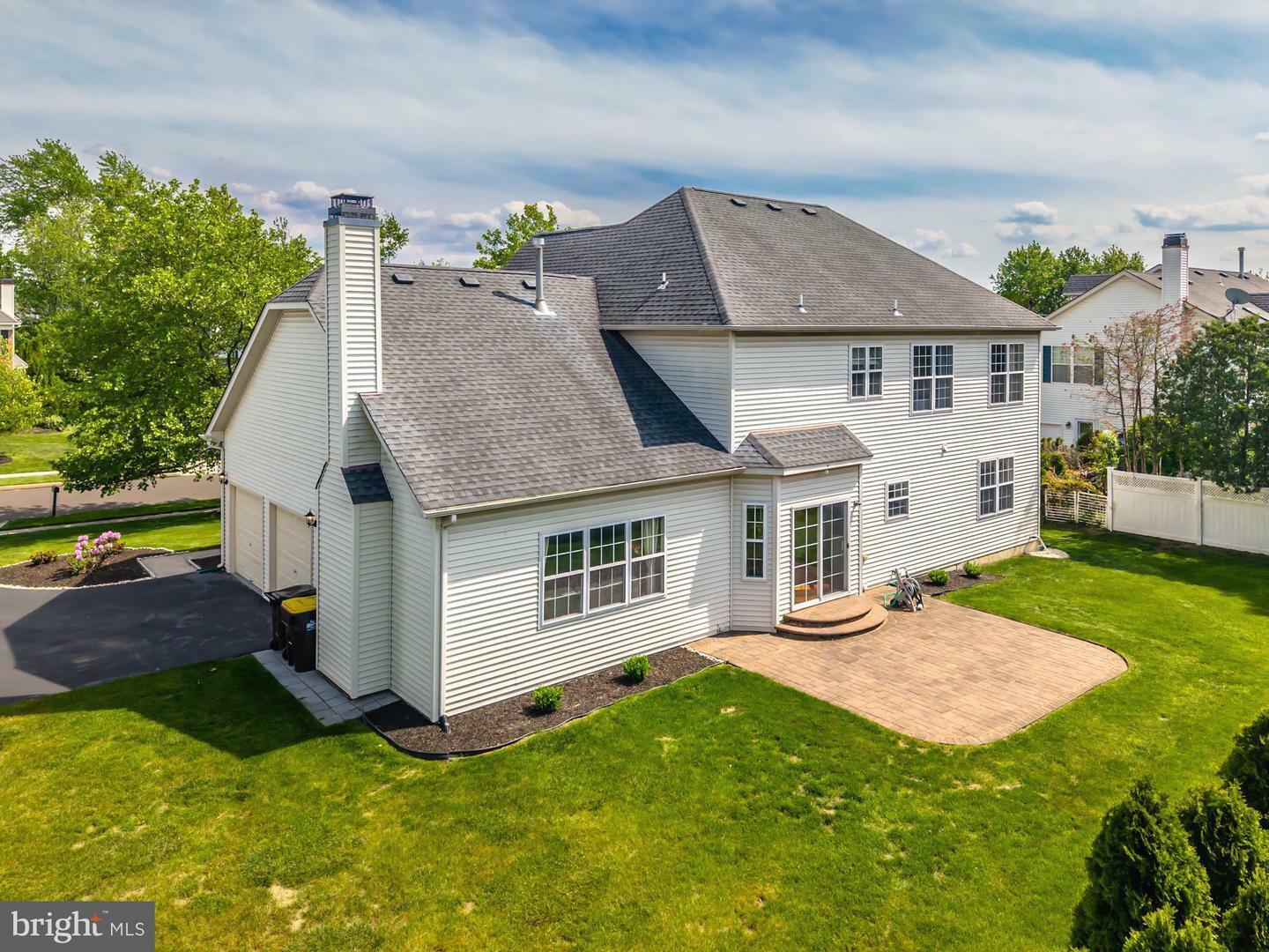 Property Photo: 223 Regency Drive PA 19454
