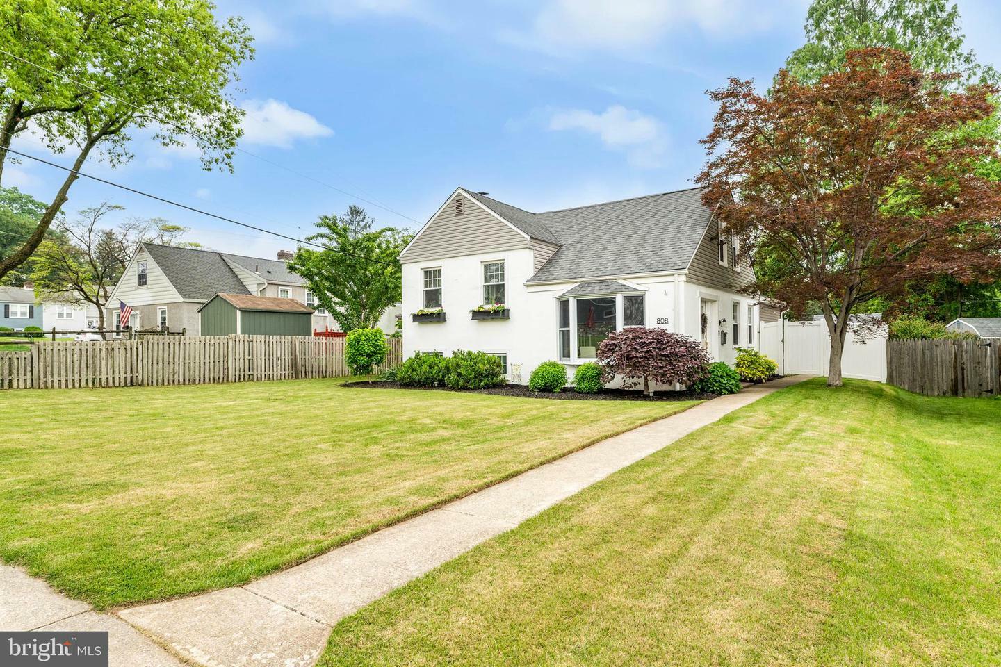 Property Photo: 808 Scotia Road PA 19128