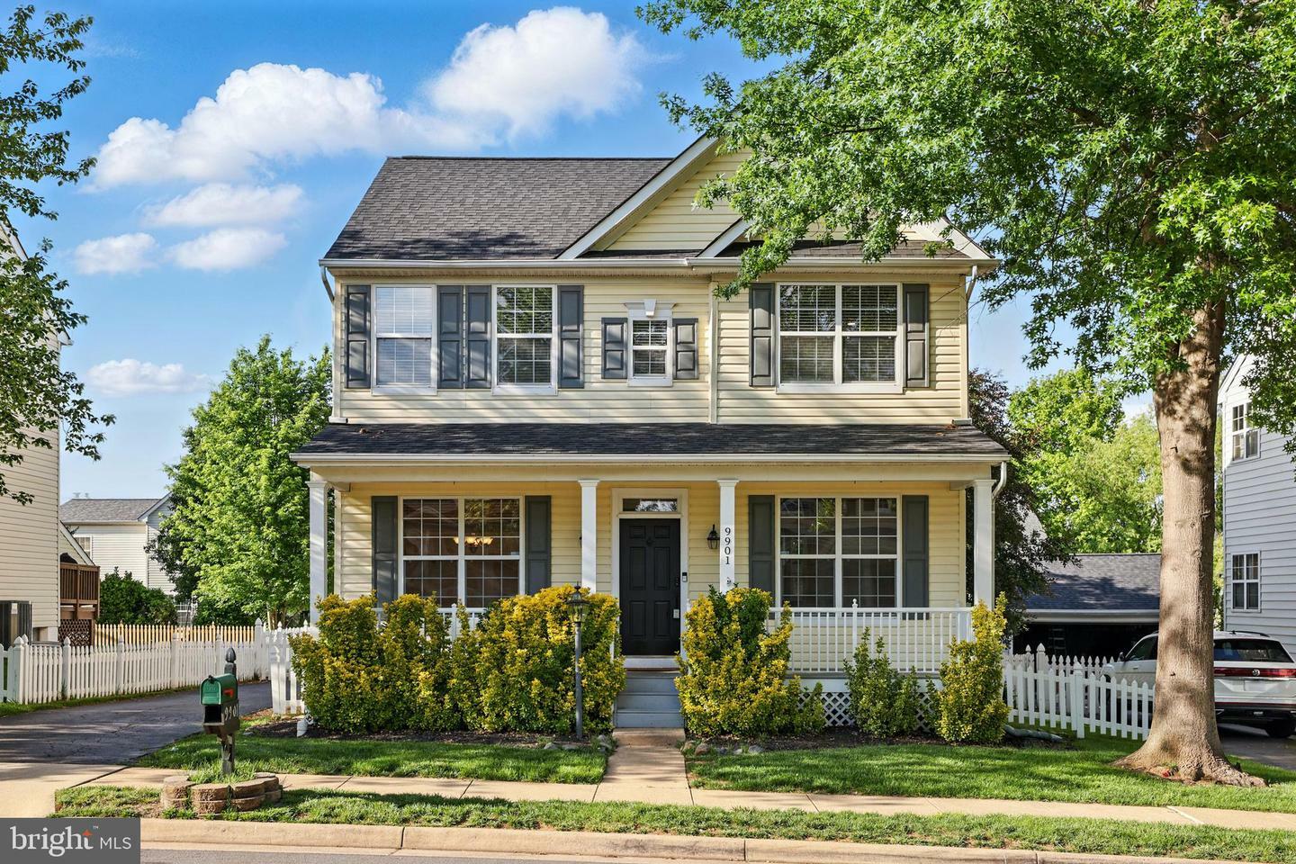 Property Photo:  9901 Airedale Court  VA 20136 