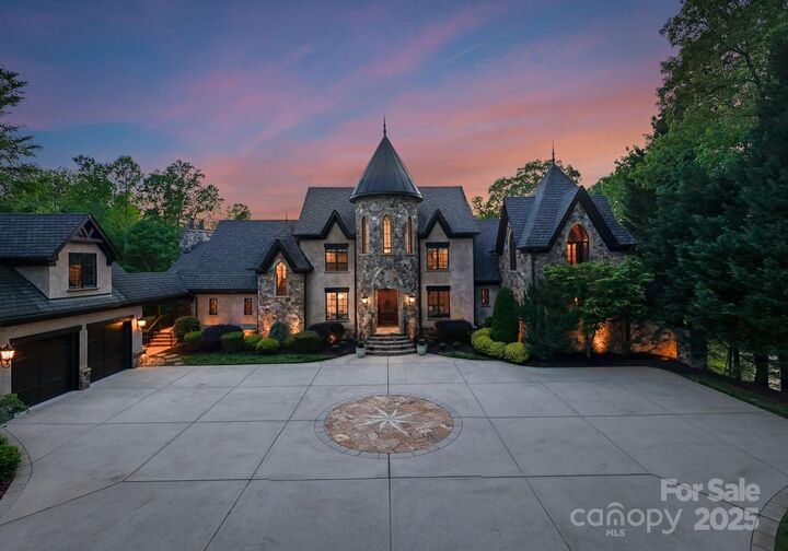 Property Photo:  172 Tennessee Circle  NC 28117 