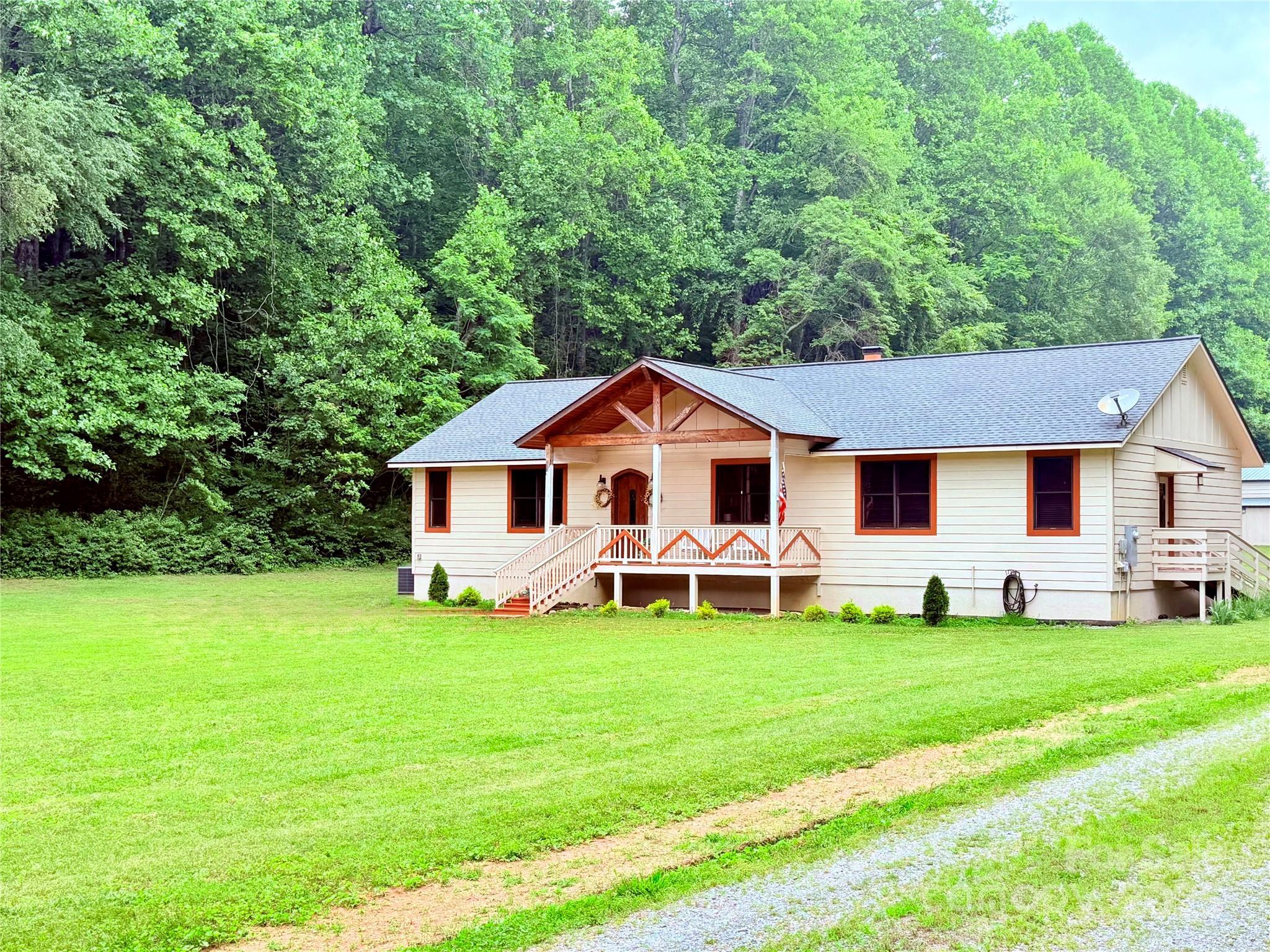 Property Photo: 3540 Fork Creek Road NC 28773