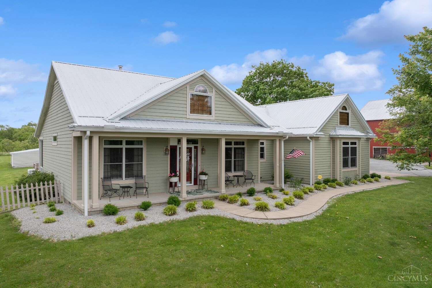Property Photo: 1134 N Webb Road OH 45177