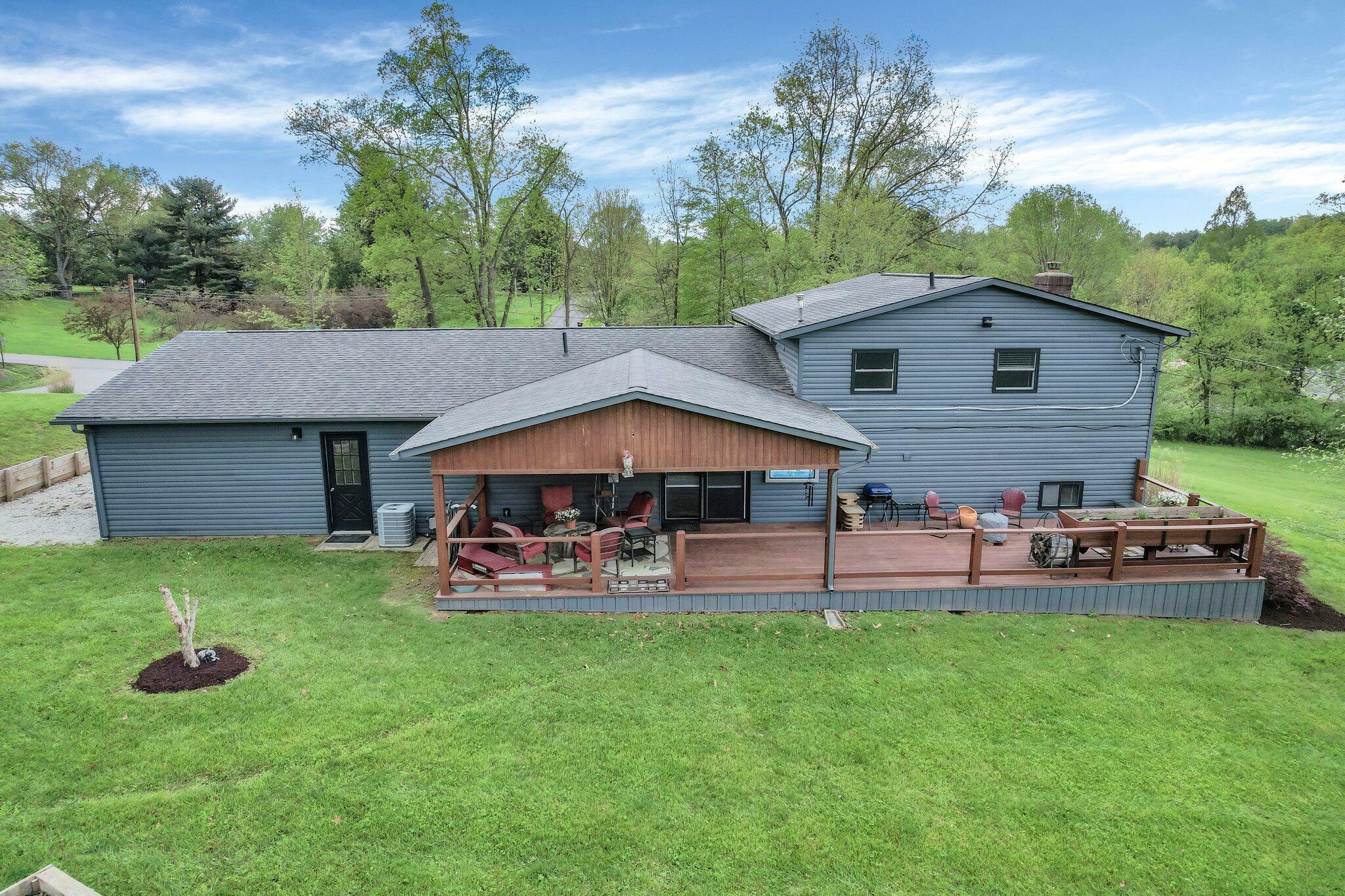 Property Photo: 699 Cedar Run NE Road OH 43055