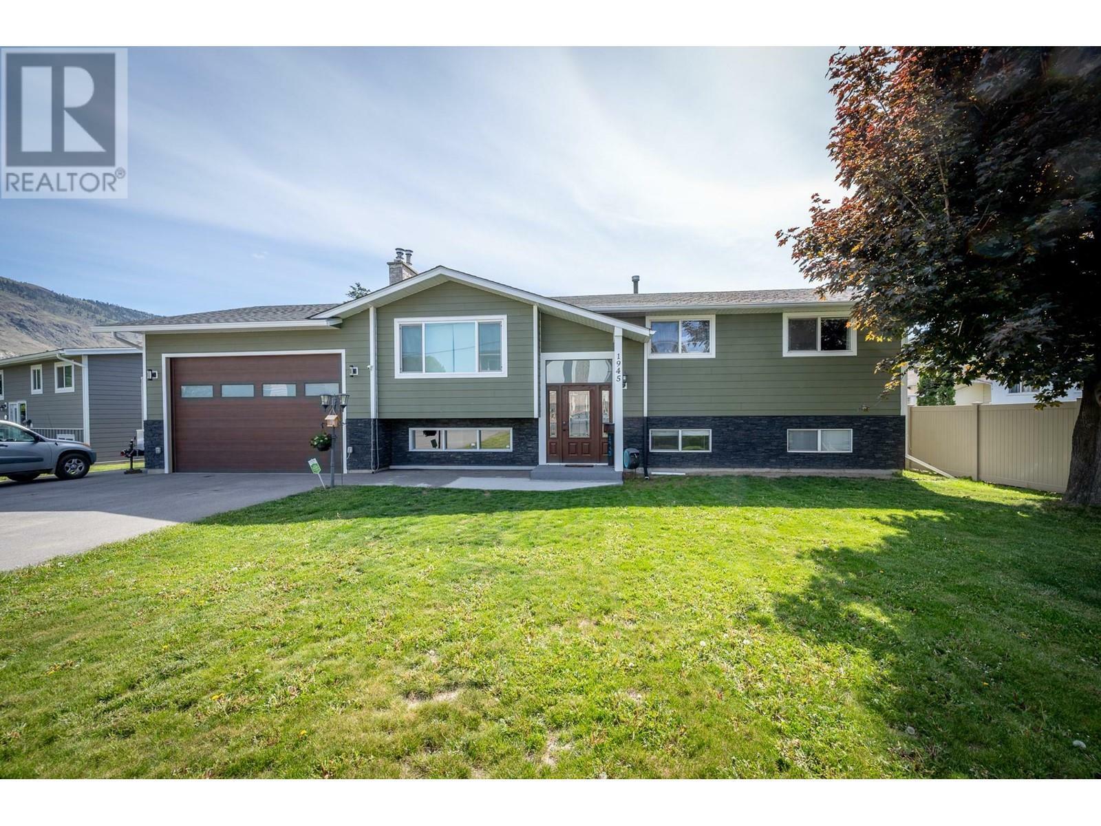Photo de la propriété:  1945 Curlew Road  BC V2C 4H6 
