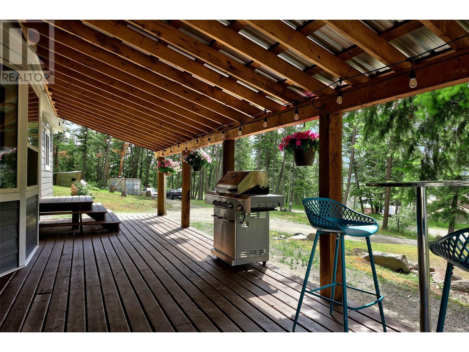 Photo de la propriété: 348 Walterdale Road BC V0E 2H0