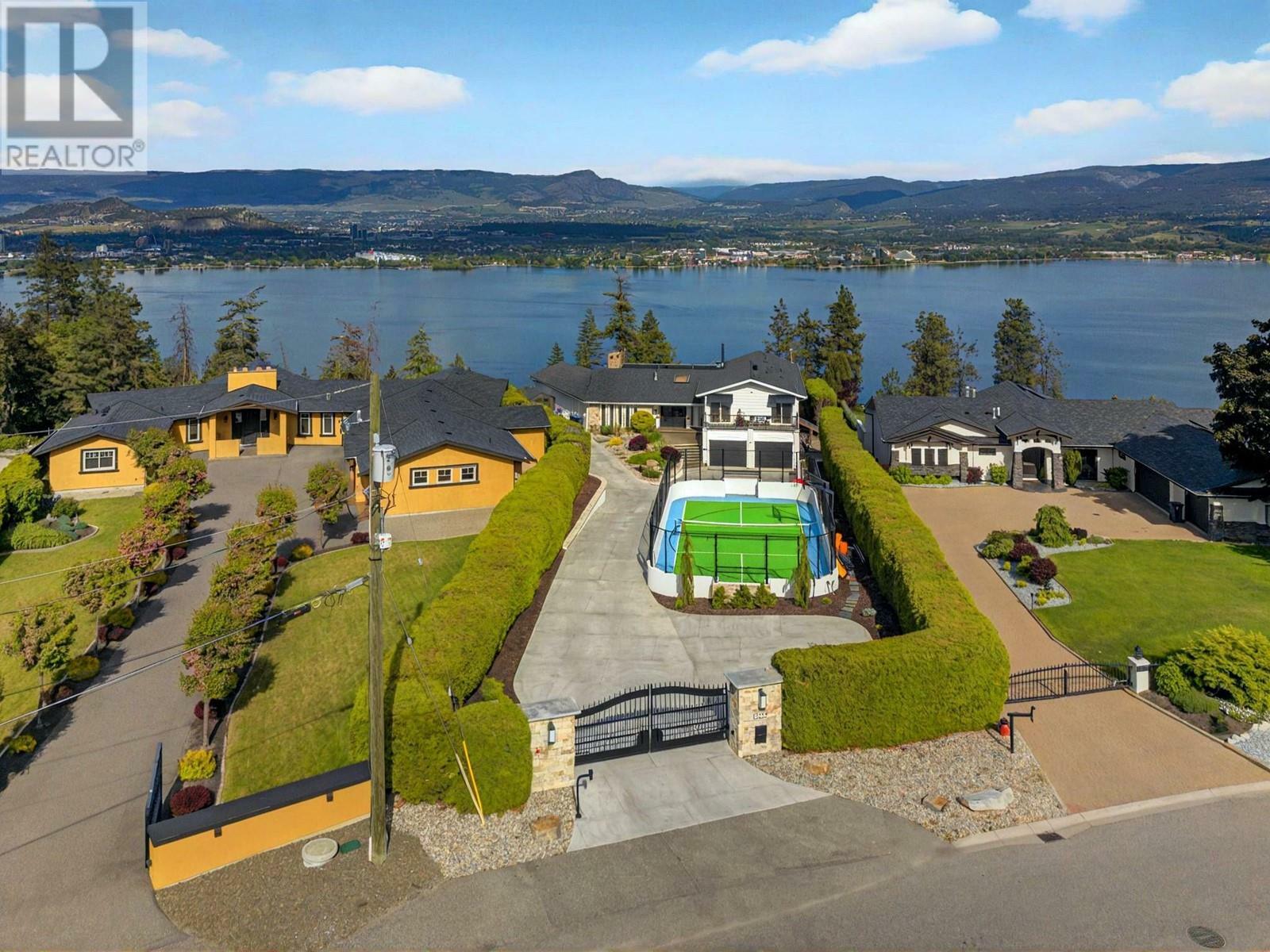Property Photo: 2519 Hillsborough Road BC V1Z 3E8