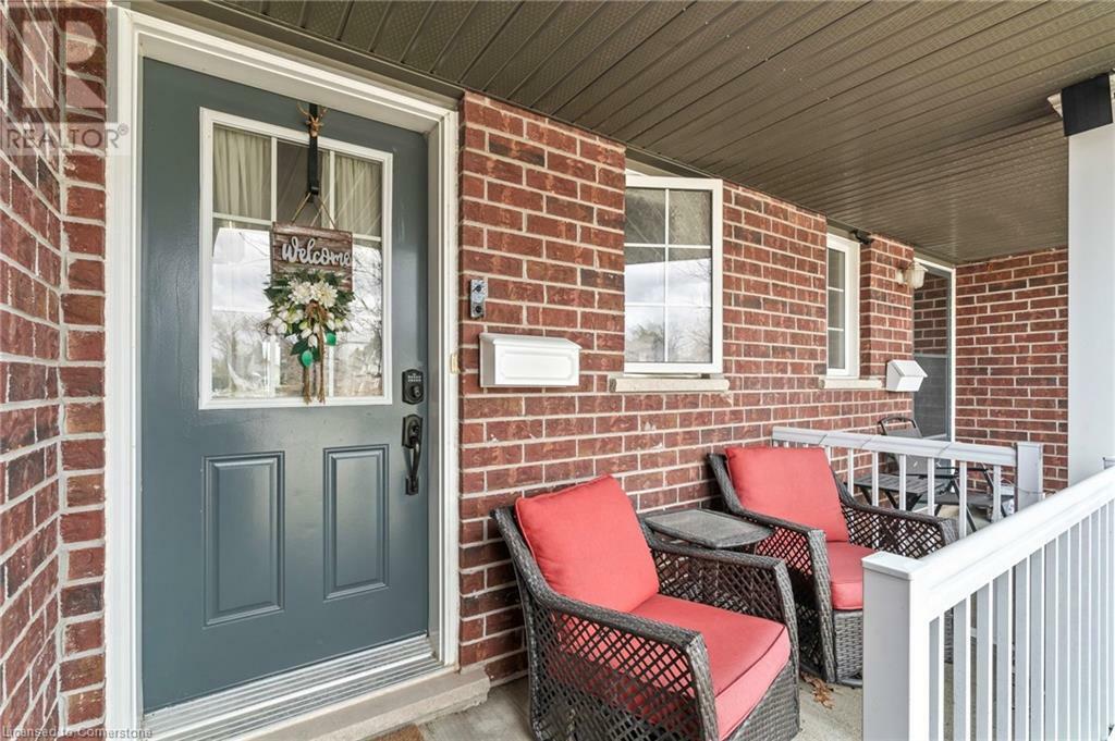 Photo de la propriété: 730 Rogers Road ON N4W 0A1