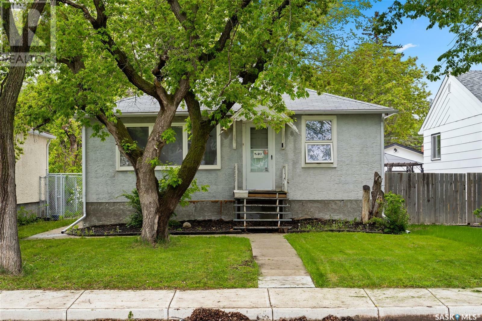 Property Photo: 840 Argyle Street SK S4T 3P8