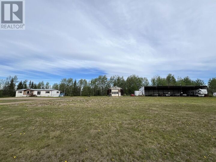 Photo de la propriété: 6912 Old Alaska Highway BC V0C 1R0