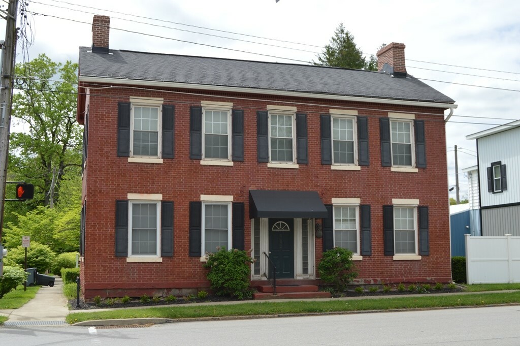 402 Main Street  Saegertown PA 16433 photo