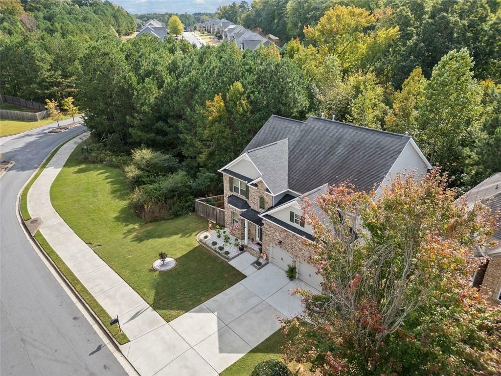 Property Photo: 3865 Brookhollow Drive GA 30135