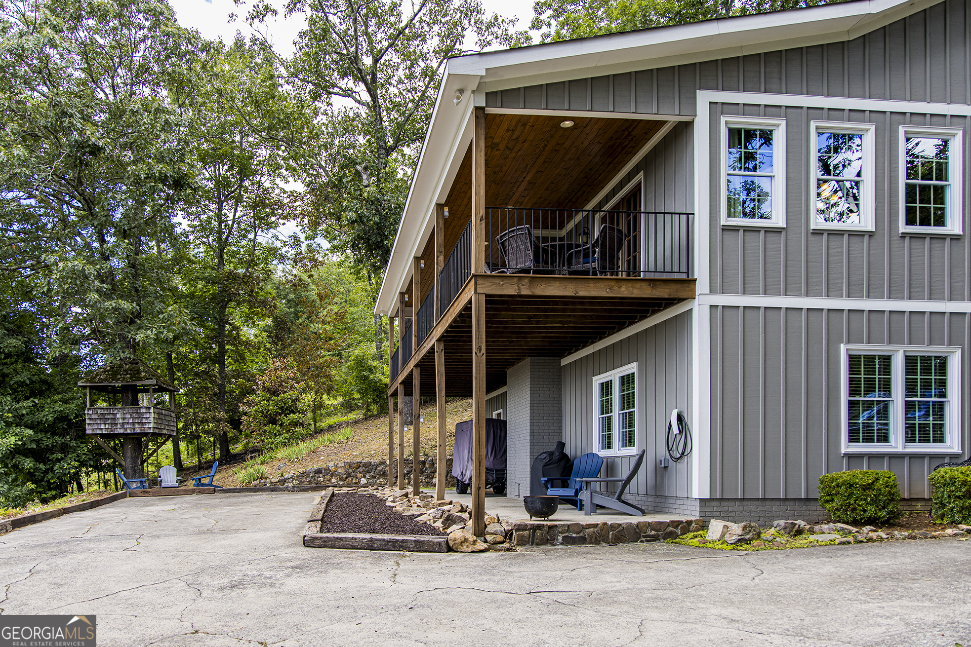 Property Photo: 11 Brow Road SW GA 30165