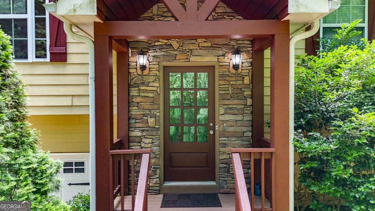 Property Photo: 405 Scenic View Drive GA 30143