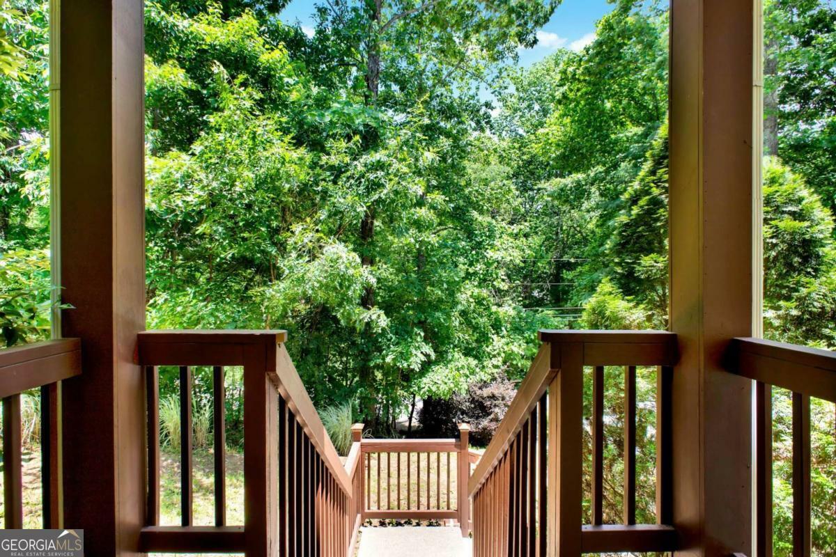 Property Photo: 405 Scenic View Drive GA 30143