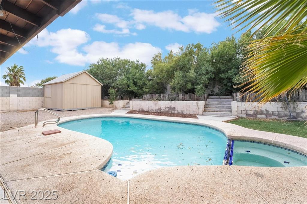 Property Photo: 7009 Rawlins Court NV 89128