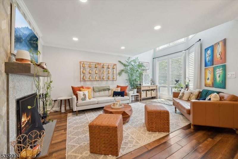 Property Photo: 25 Franklin Court NJ 07924