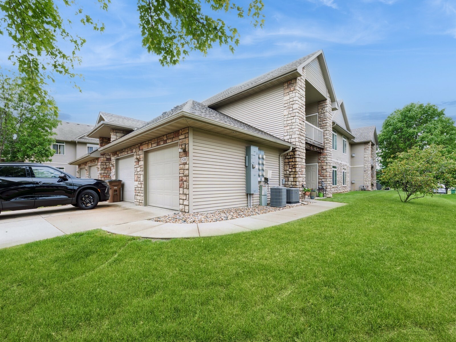 Property Photo: 528 Kelsey Lane IA 50009