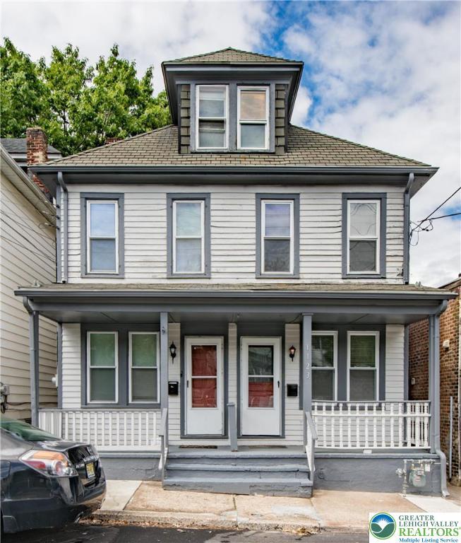 Property Photo:  1123 Spruce Street  PA 18042 