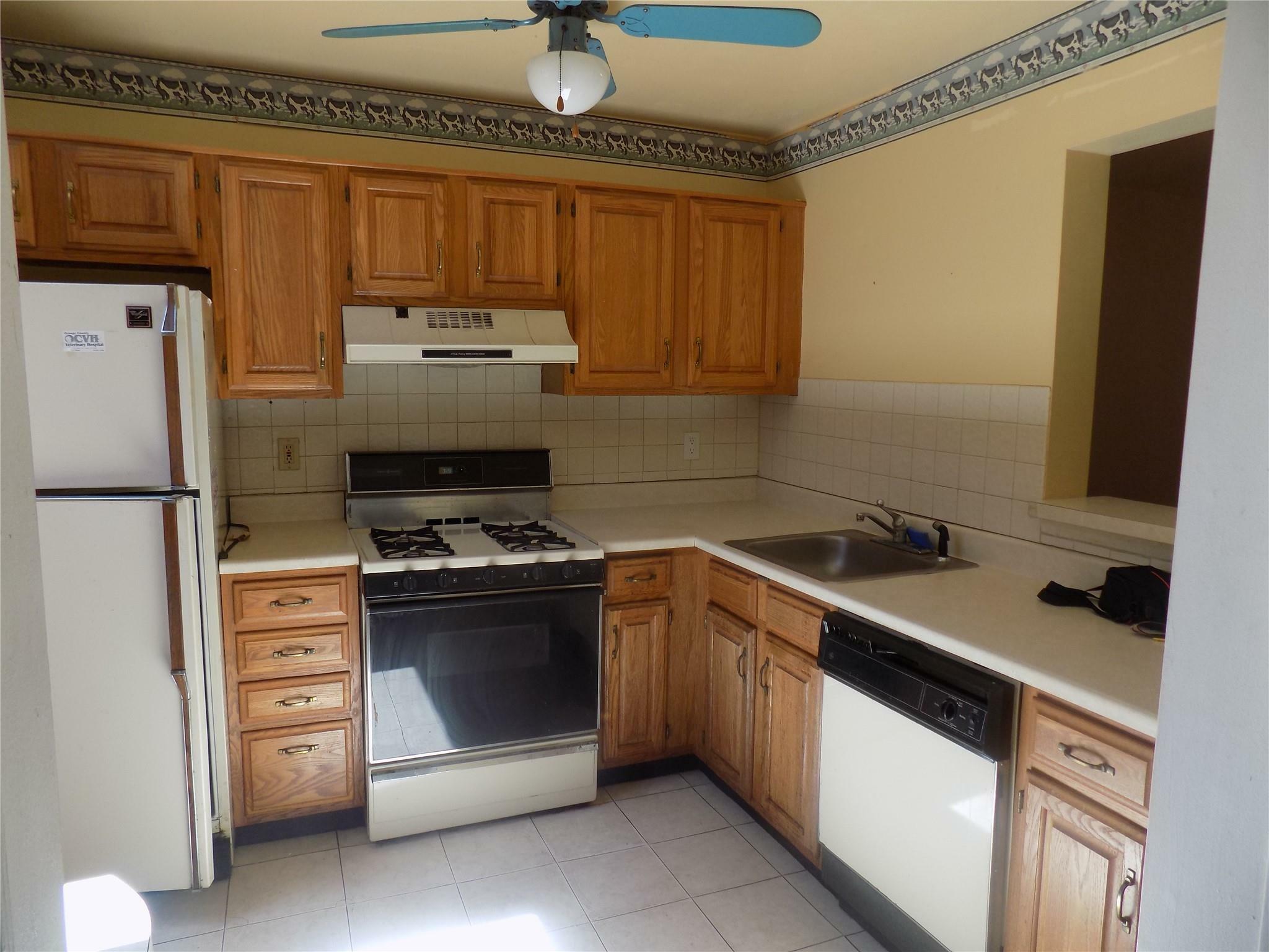Property Photo:  204 Blake Road  NY 12543 