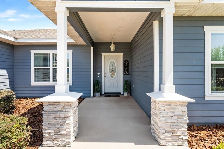 Property Photo: 22882 NW 4th Place FL 32669