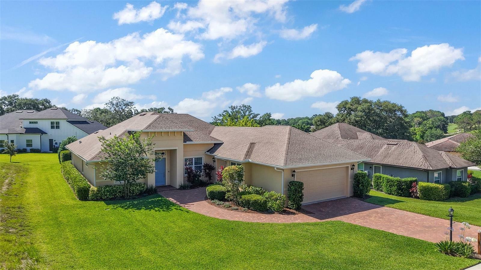 Property Photo:  39504 Hillrise Lane  FL 32159 