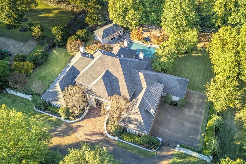 Property Photo: 9200 Forest Hill Ln TN 38139