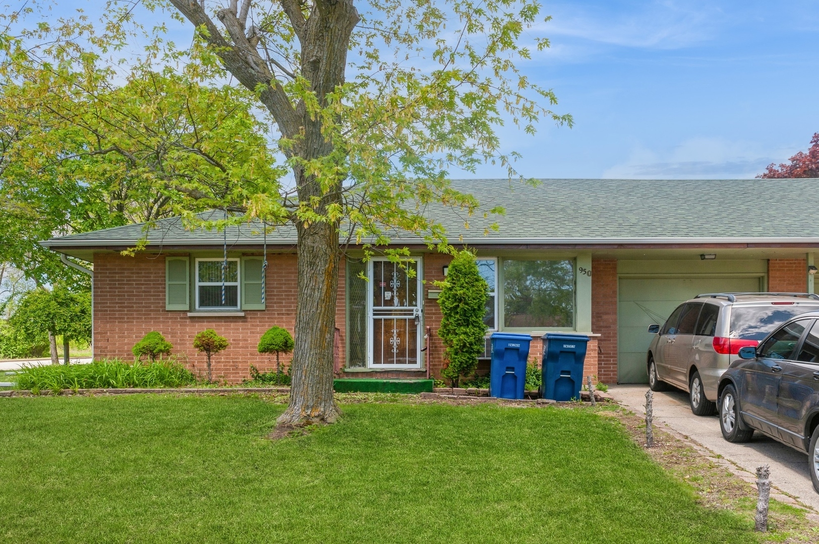 948 Carney Avenue  Waukegan IL 60085 photo