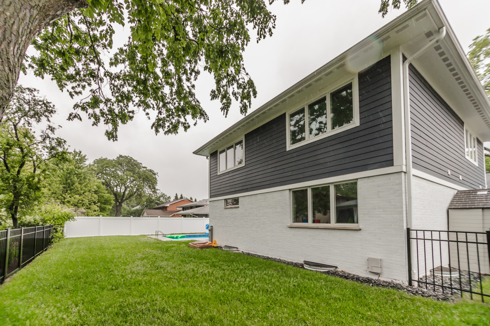 Property Photo: 210 51st Place IL 60558