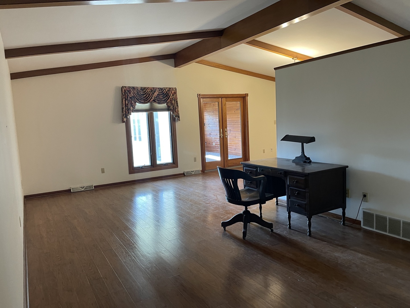Property Photo: 240 S Rathje Road IL 60468