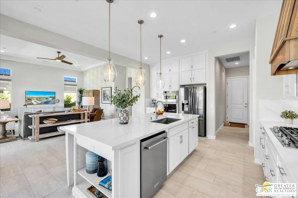 Property Photo:  61 Zinfandel  CA 92270 