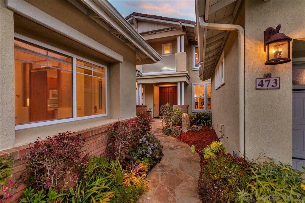 Property Photo:  473 Sandalwood Ct  CA 92024 