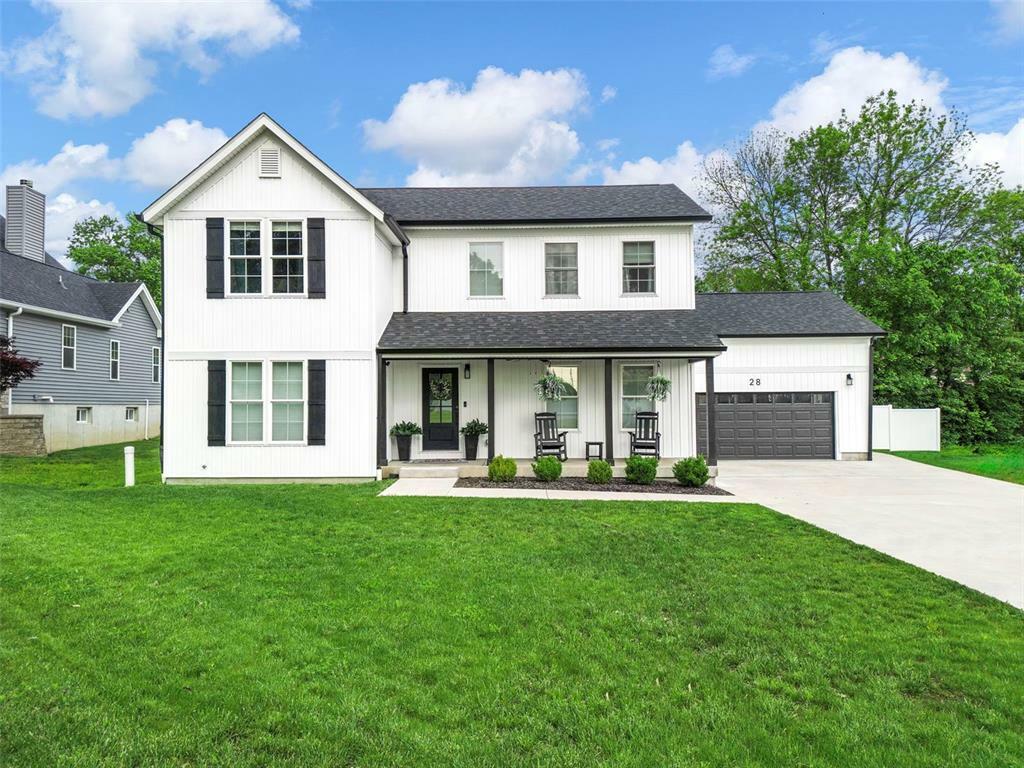 Property Photo:  28 Millwell Drive  MO 63043 