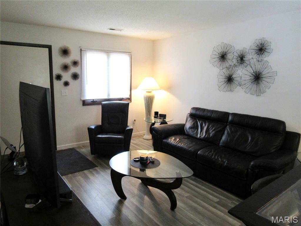 Property Photo:  1826 Muny Vista Court B  IL 62002 