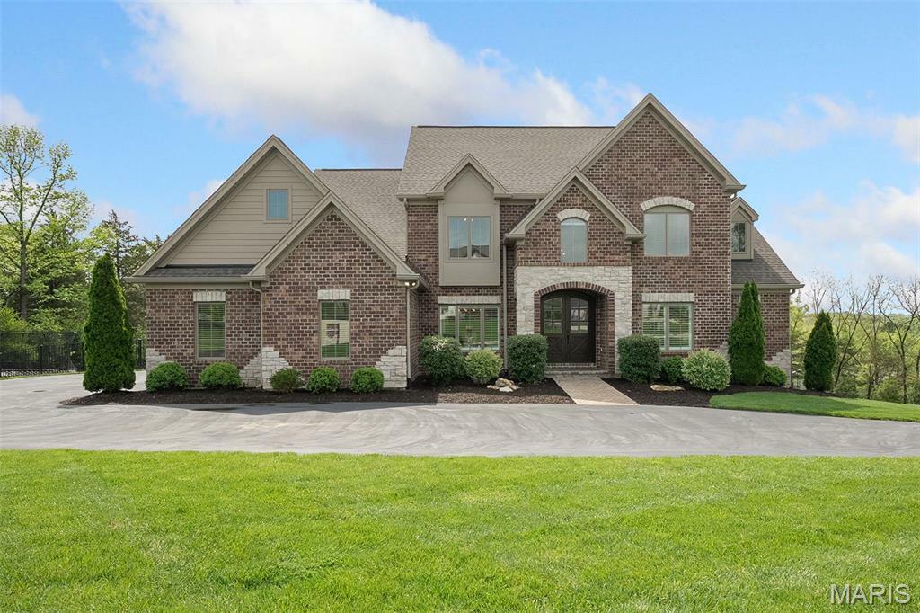 Property Photo: 13750 Stonemont Court MO 63131