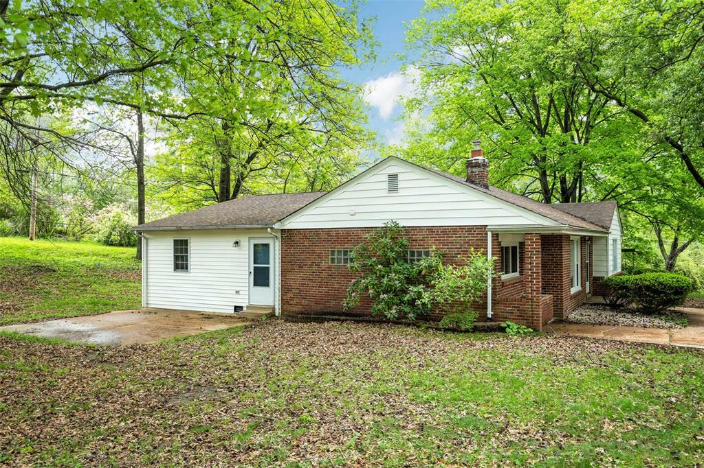 Property Photo: 1202 Kroeger Drive MO 63135