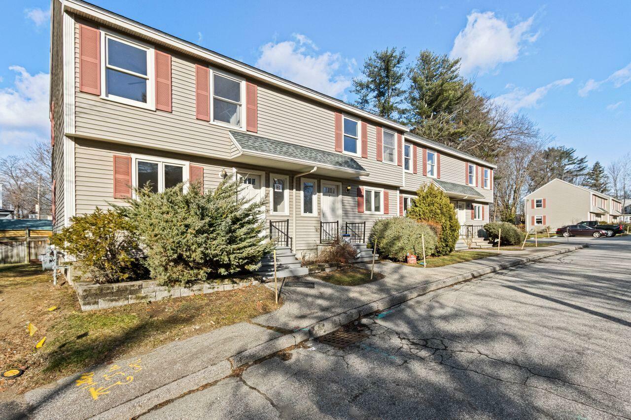 Property Photo: 162 Beach Street 3 ME 04072